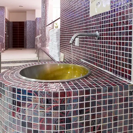 Diana Hotel