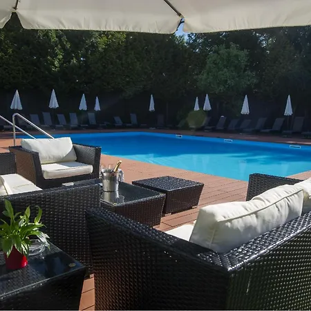 Hotel Diana 4*